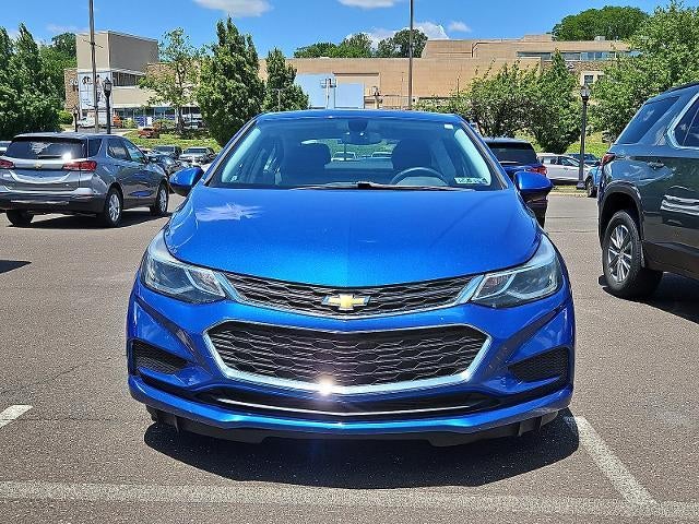 Used 2018 Chevrolet Cruze LT with VIN 1G1BE5SM4J7109537 for sale in Jenkintown, PA