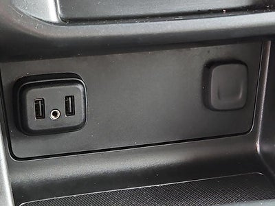 2022 Chevrolet Colorado WT Custom Special Edition