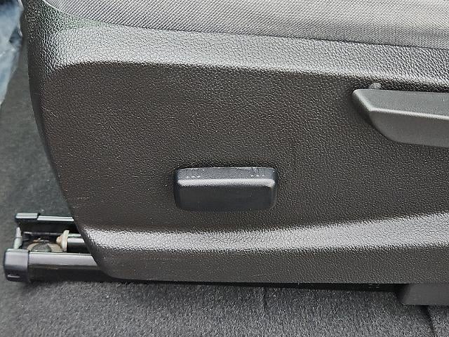 2022 Chevrolet Colorado WT Custom Special Edition