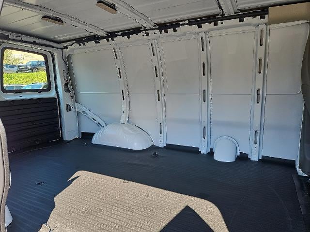 2025 Chevrolet Express Cargo 2500 Base