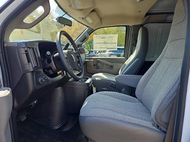 2025 Chevrolet Express Cargo 2500 Base