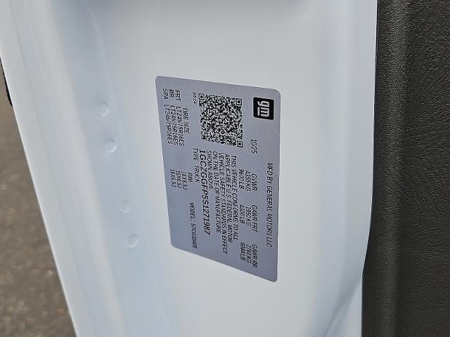 2025 Chevrolet Express Cargo 3500 Base