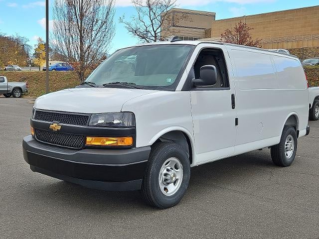 2025 Chevrolet Express Cargo 3500 Base