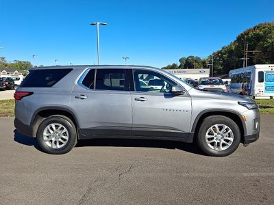 2023 Chevrolet Traverse LS