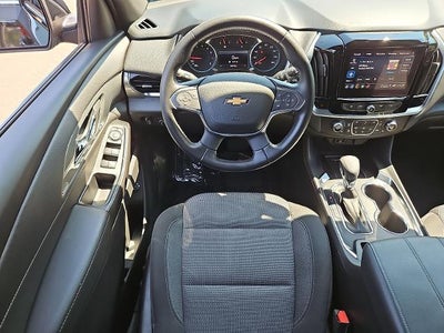 2022 Chevrolet Traverse LT Cloth